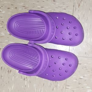 Purple Crocs Size 6W